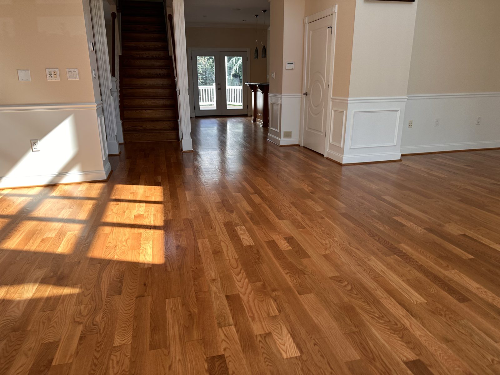 Living Room Floor Refinishing, Bethesda MD